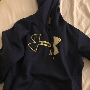Ua hoodie